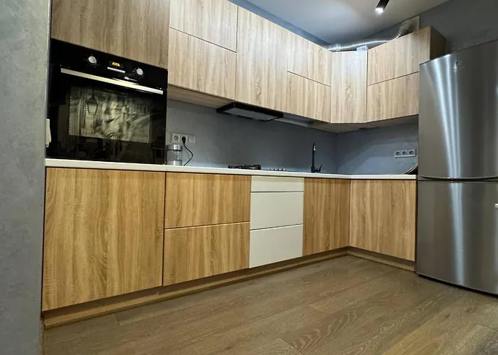 новобудова центр,стоянка для авто, жк семицвіт, документи * リヴィウ