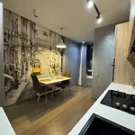 новобудова центр,стоянка для авто, жк семицвіт, документи Apartman Lviv