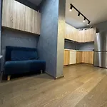 новобудова центр,стоянка для авто, жк семицвіт, документи Apartman *