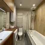 Apartman новобудова центр,стоянка для авто, жк семицвіт, документи *