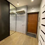 новобудова центр,стоянка для авто, жк семицвіт, документи Lviv