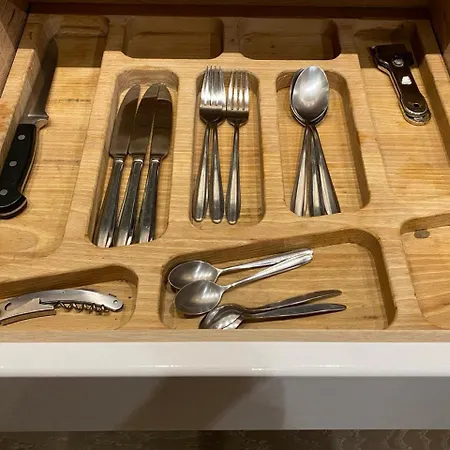 новобудова центр,стоянка для авто, жк семицвіт, документи Daire Lviv