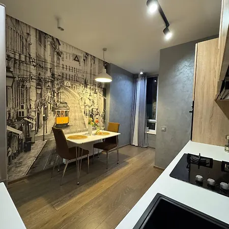 новобудова центр,стоянка для авто, жк семицвіт, документи Apartamento Leópolis