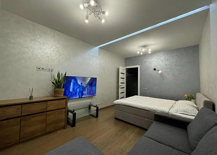 новобудова центр,стоянка для авто, жк семицвіт, документи Apartamento Leópolis