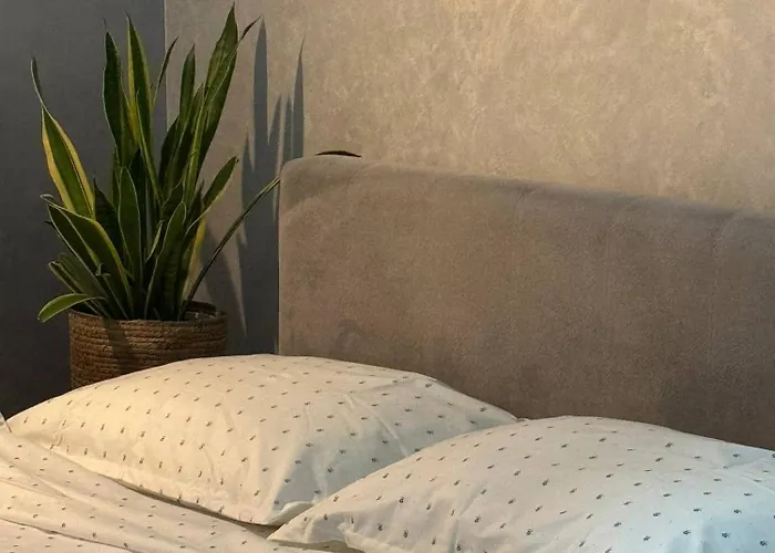 новобудова центр,стоянка для авто, жк семицвіт, документи Apartamento *