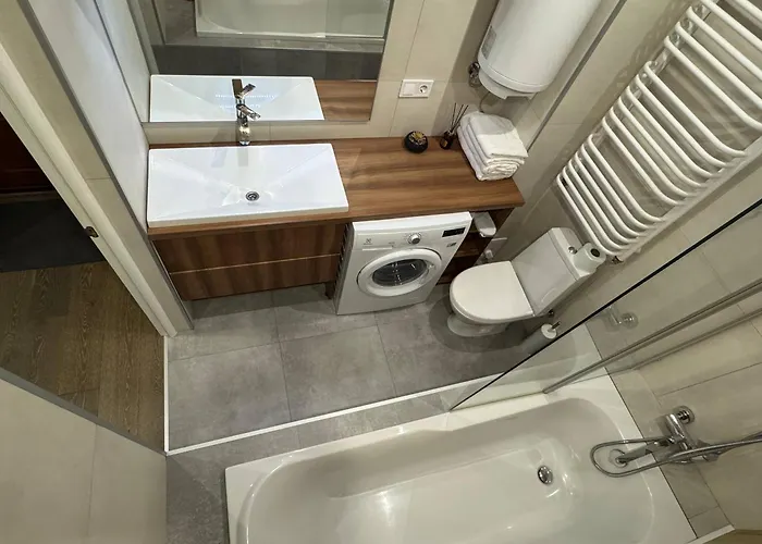 новобудова центр,стоянка для авто, жк семицвіт, документи Apartamento