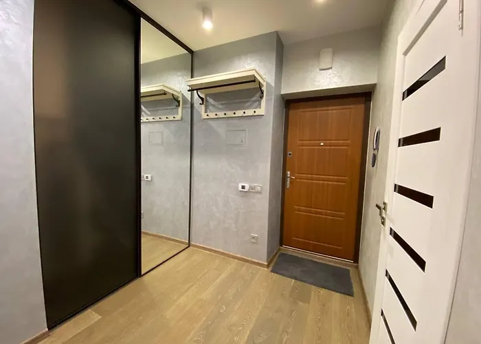 новобудова центр,стоянка для авто, жк семицвіт, документи Leópolis